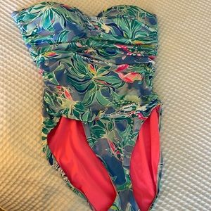 Lilly Pulitzer twist front bandeau bathing suit size 14